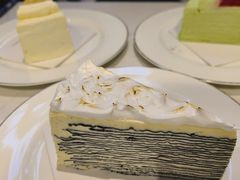 -Fridi Patisserie Cafe