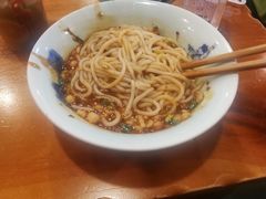 干拌豌杂米粉-兵哥豌豆面(建设巷店)