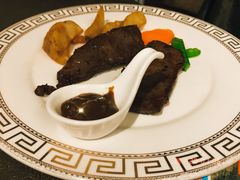 肩胛大块黑椒牛排-92°C俄式厨房(中央大街店)