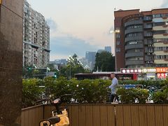 -张卤堂·砂锅卤肘子(南头店)