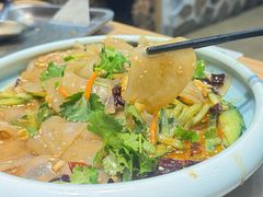 -锅老头海鲜铁锅炖