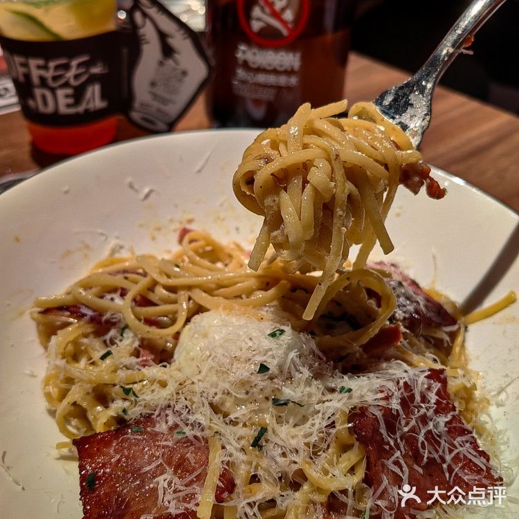恋爱可以慢慢谈,意面要赶快吃🍝