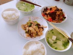 -鲸励母婴月嫂(望京店)