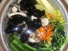 -马老六清真餐饮(西站店)