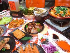 -威记烧嘢·南宁烧烤·超级生牛(绿地店)