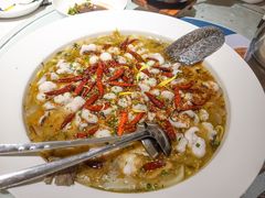 酸菜鸭嘴鱼-漓江又一軒·广西菜·桂林米粉(梅林店)