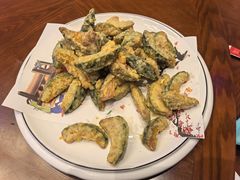 -老码头黑皮肘子锅包肉熏酱水饺(文政街店)