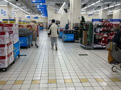 -港澳广场购物中心