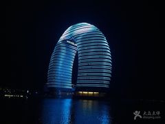 -湖州太湖旅游度假区-月亮广场