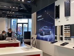 -TESLA 特斯拉(上海太古汇体验店)