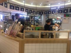 -王府井百货(中州中路店)