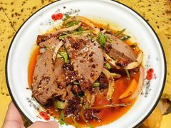 -山河屯铁锅炖·非遗东北菜(南山店)