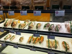 -凯司令(豫园地铁站店)