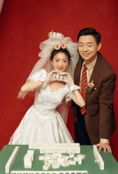 -喜爱高定婚纱摄影