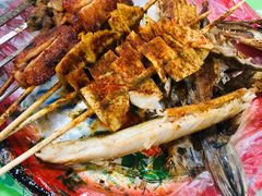-布尔津河堤夜市