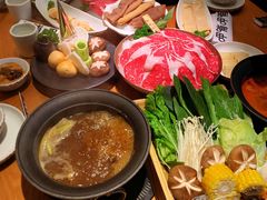 -呷哺呷哺(融创茂店)