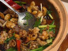 -八府香鸭·啫啫煲(华山路店)