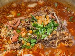 -张翻越·川渝冒菜·武汉黑鸭煲(城北万象城店)