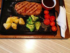 -必胜客(大坪英利店)
