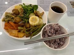 -谦和素食自助餐(云峰花园店)