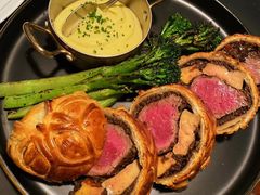 惠灵顿牛排-壳里西餐厅Coquille Seafood Bistro(蒙自路店)