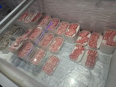 -蒙肥羊·酸汤潮牛·鲜牛肉火锅烤肉自助(岗顶店)