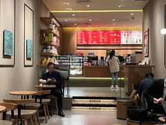 -星巴克(广州淘金路店)