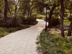 -元大都城垣遗址公园