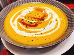 -WOLFGANG PUCK KITCHEN & BAR(迪士尼小镇店)