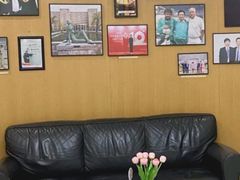 -雅悦齿科(顾村公园店)