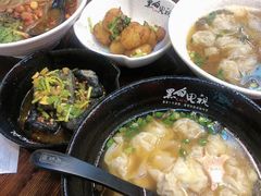 -黑白电视长沙小吃(美林M·LIVE天地东座店)