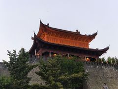 -巴陵广场