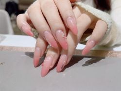 -艾珂·美甲美睫