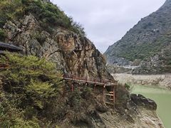 -汉中石门栈道风景区