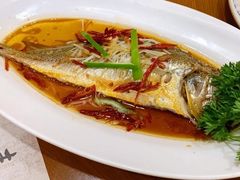 -青瓦餐厅·生鱼片·韩园烤肉(西塔店)