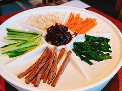 -云海肴·汽锅鸡·云南菜(天山百盛优客店)