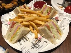 -Ambra Haus琥珀屋精酿餐厅(宝山店)