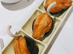 榴莲千丝酥-稻香酒家·34年老字号·港式粤菜(汉街店)