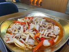 -三叔特色自贡菜(中海国际店)