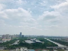 -上海汽车博览公园-北门停车场