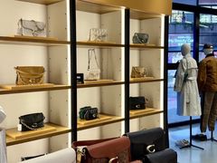 -砂之船奥莱(南京江宁店)