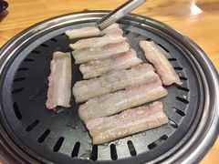 -极简·炭火烤肉主题餐厅·龙虾烧烤·烤羊排(宝龙店)