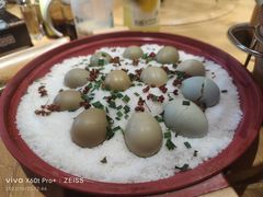 -头上红煨盐鸡·非遗院子餐厅