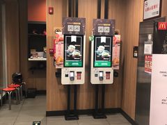 -麦当劳(杨林得来速店)