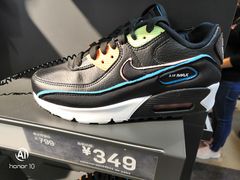 -NIKE上海青浦优选体验店