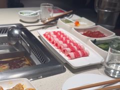 -海底捞火锅鲜切牛肉主题店(长寿路店)