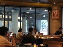 -Efes Turkish & Mediterranean Cuisine 艾菲斯餐厅(陆家嘴店)