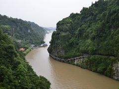 -三游洞
