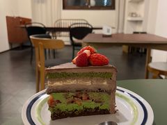 巧克力抹茶布雷草莓蛋糕-HOLIDAY休日(后田垟巷店)