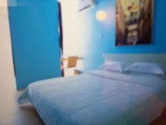 -卡罗酒店(东门晒布地铁站店)